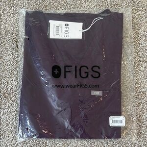 Figs deep purple Catarina top